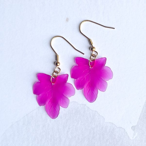 la Beij Oorbellen Goud Fuchsia Resin Blad